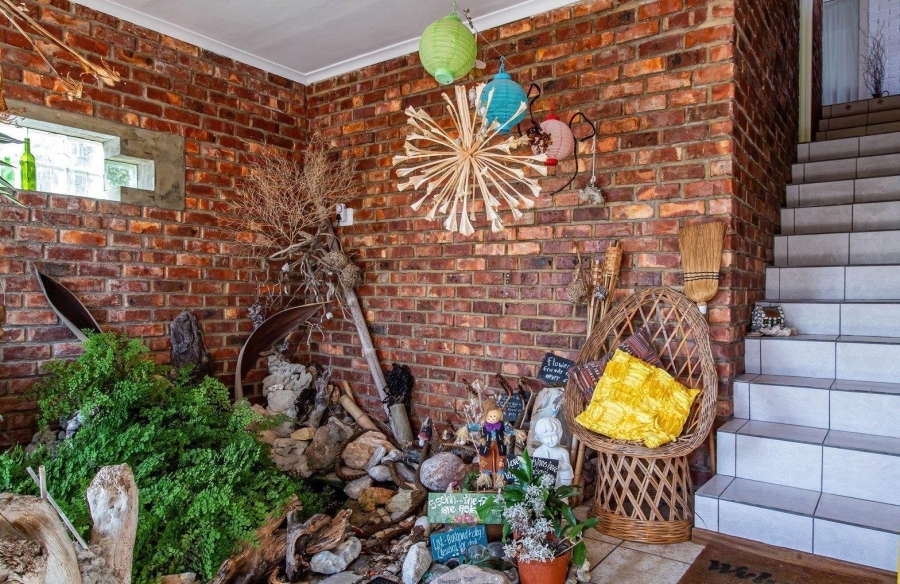 4 Bedroom Property for Sale in De Kelders Western Cape